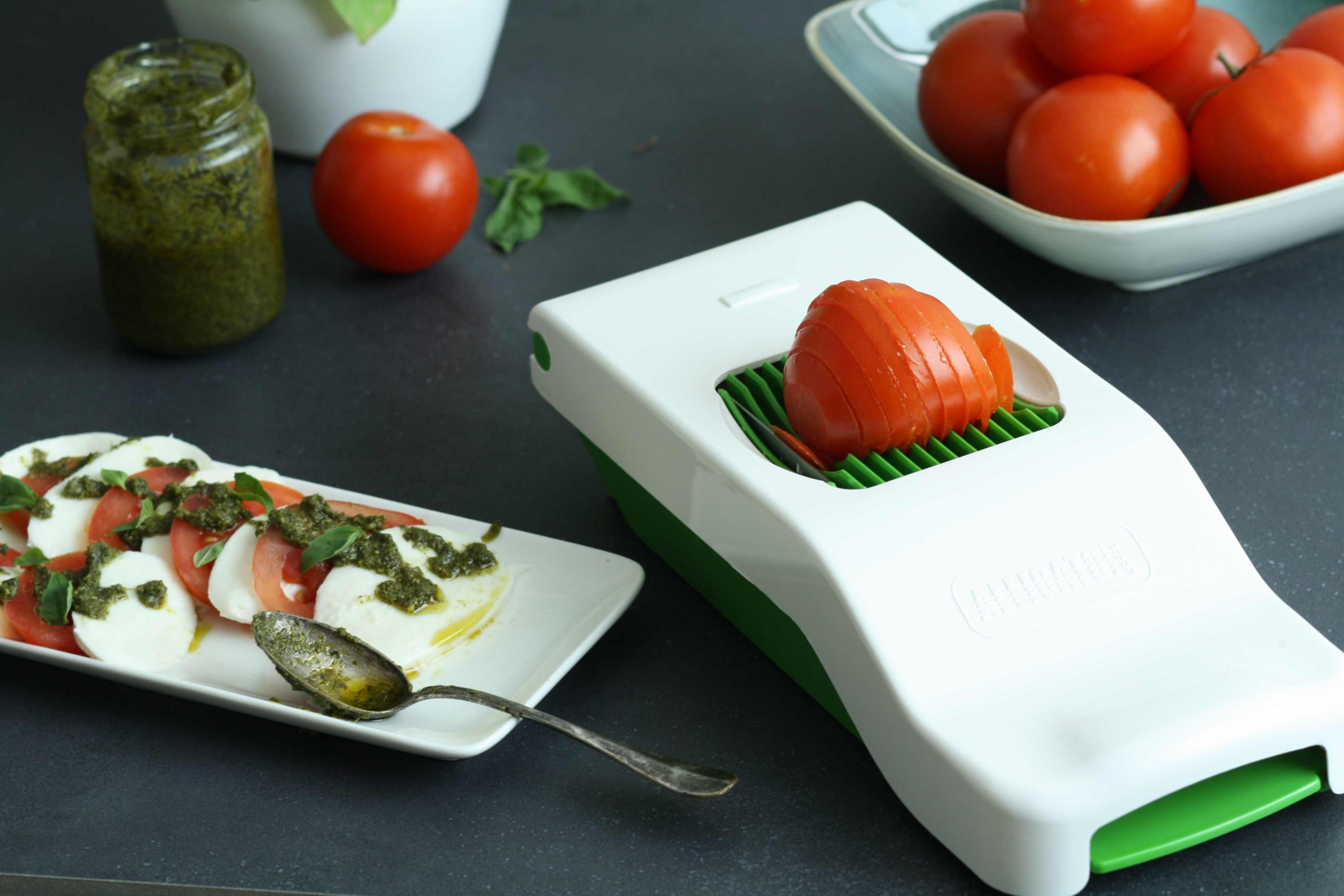 Caprese salotos &#8211; greitai, lengvai, vasarotai