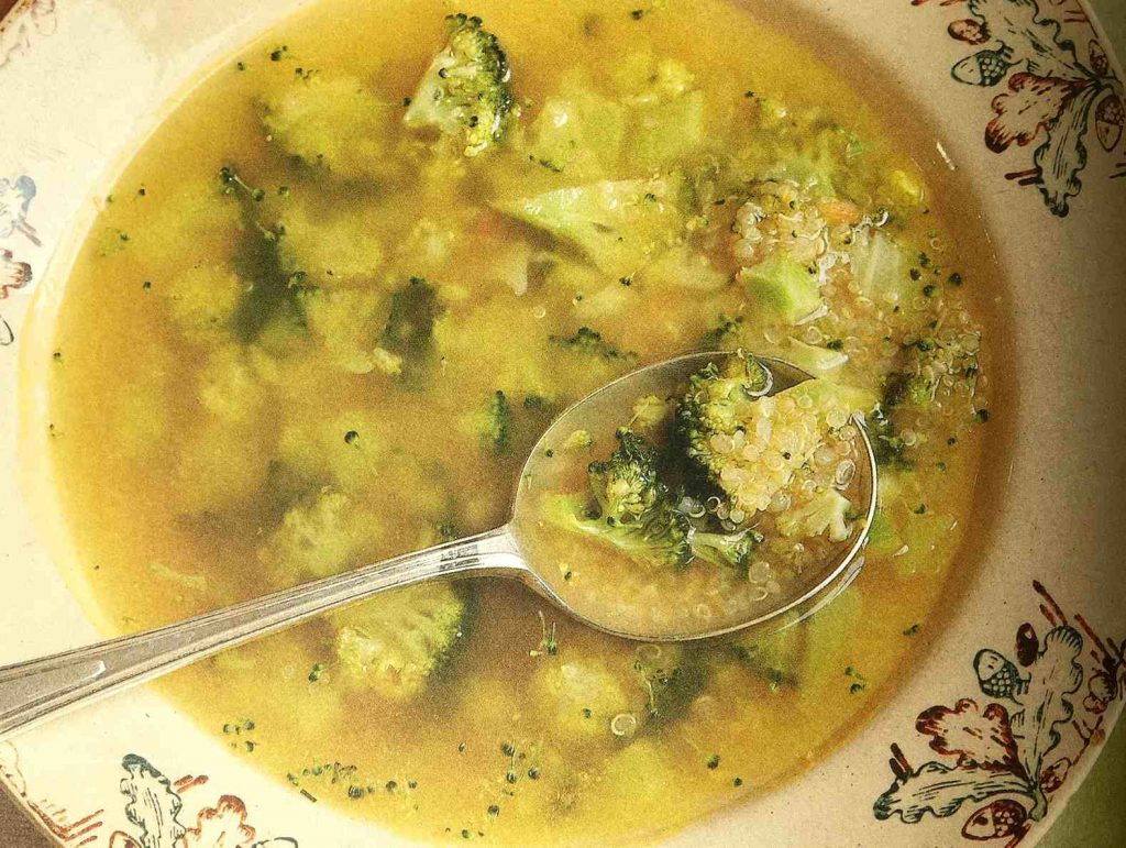 Gaivi lengva brokolių, bolivinių balandų kruopų ir citrinų sriuba