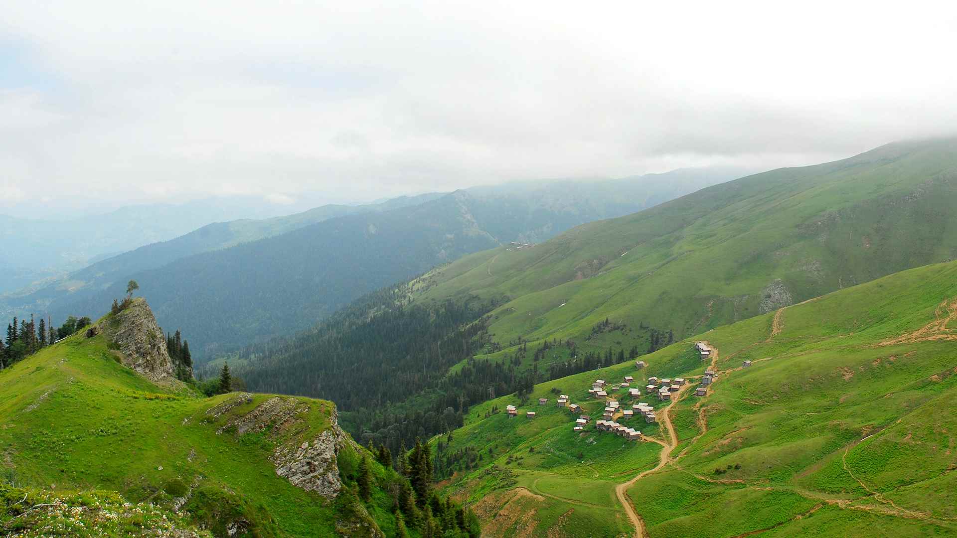 Adjar. Аджария горы. Аджария Грузия. Грузинские горы Аджария. Грузия Аджария Ахалшени.