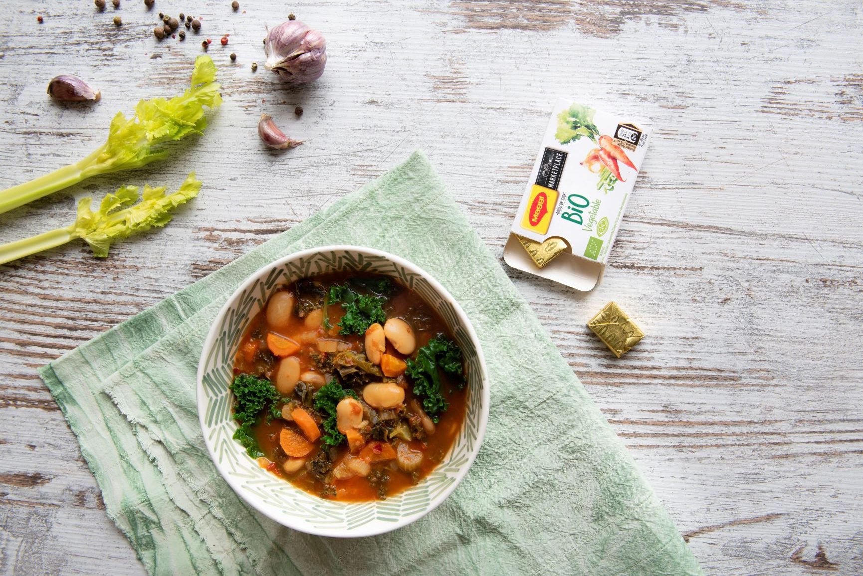 Ribollita &#8211; pomidorų ir lapinių kopūstų sriuba