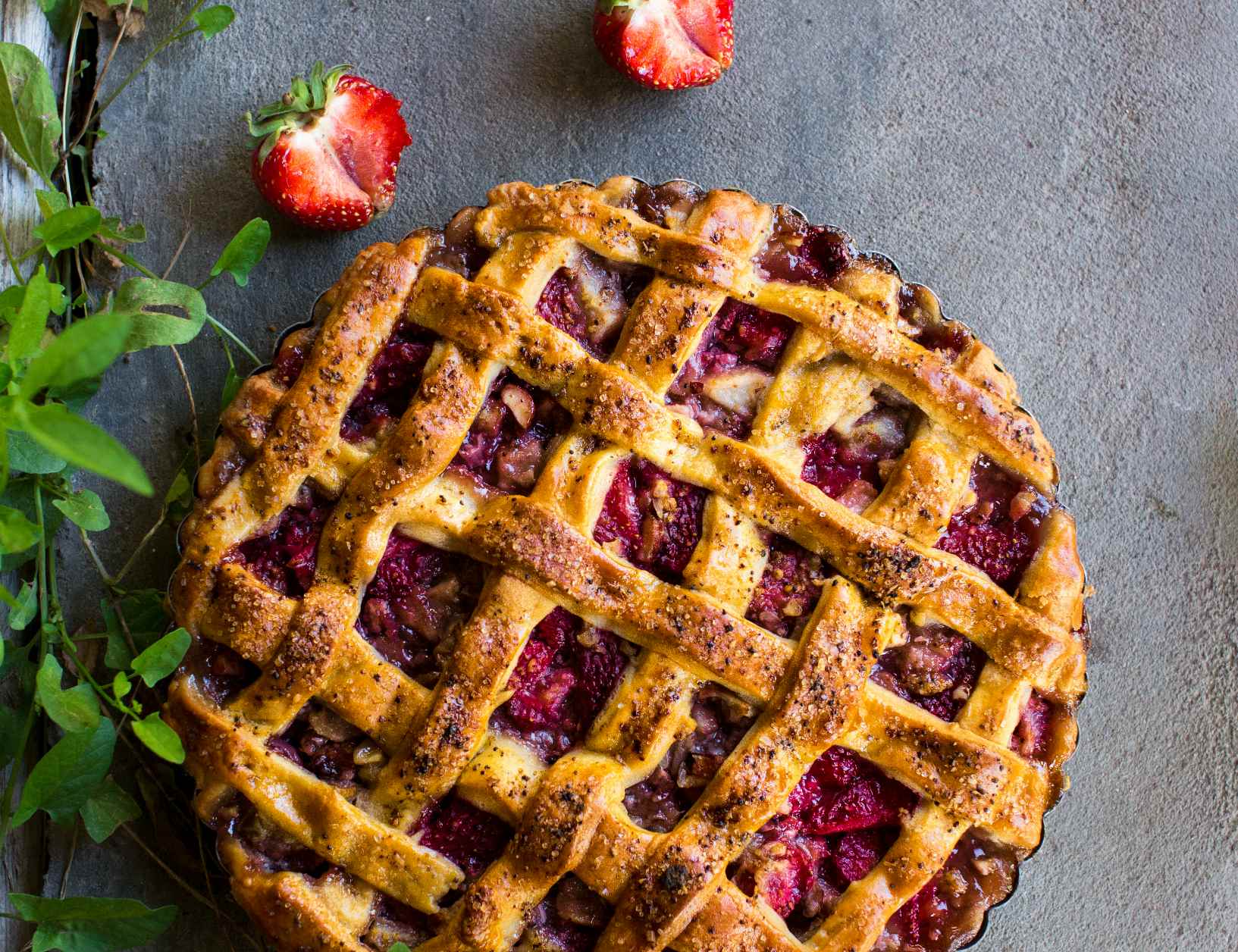 Braškių ir kriaušių tarta
