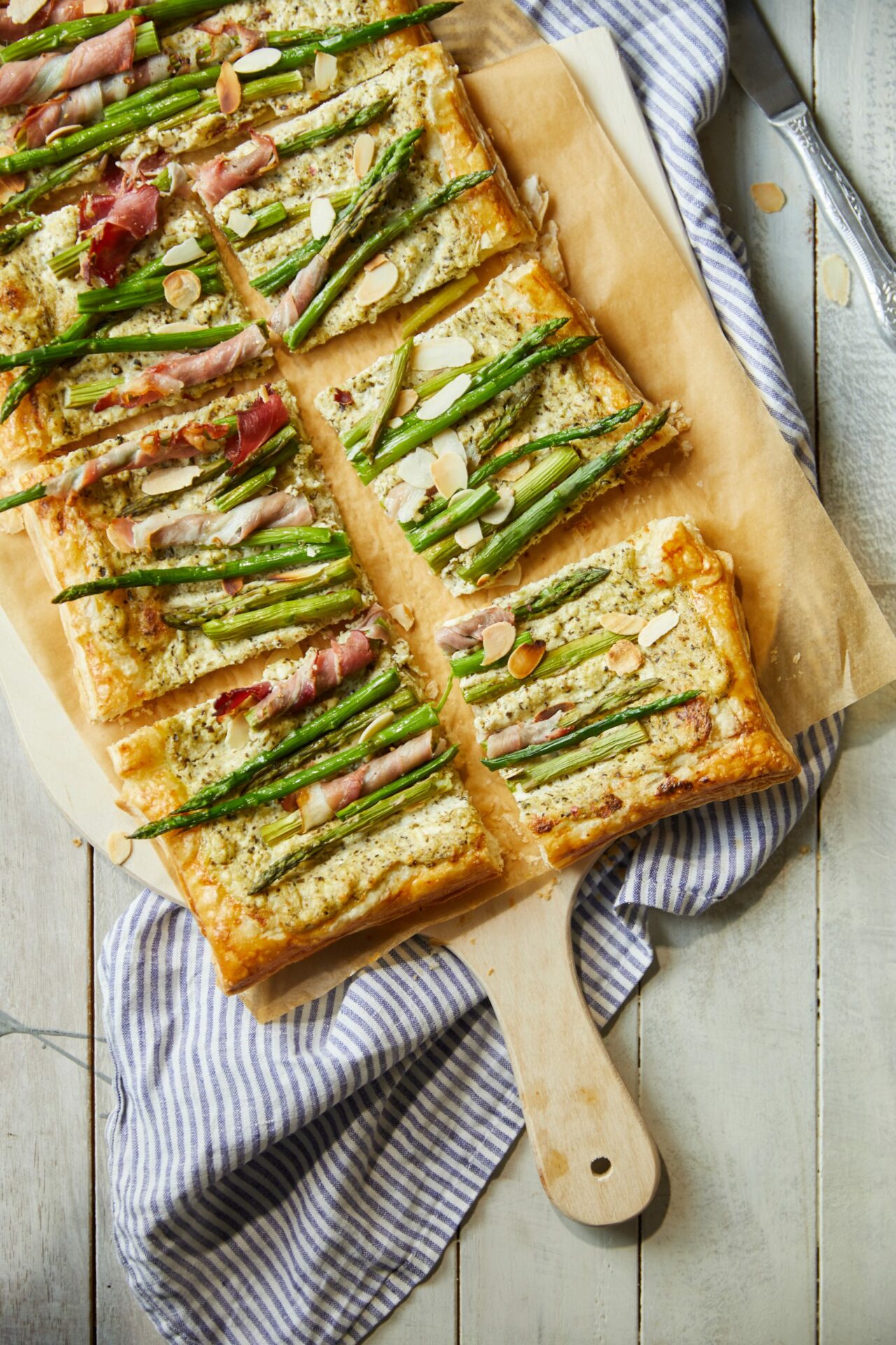 Tarta su varške, smidrais ir vytintu kumpiu